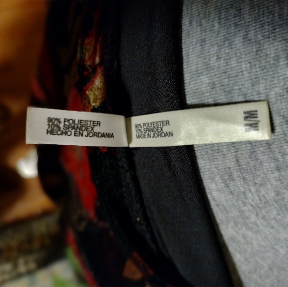 Elegant Velvet Floral Top - Picture 7 of 10